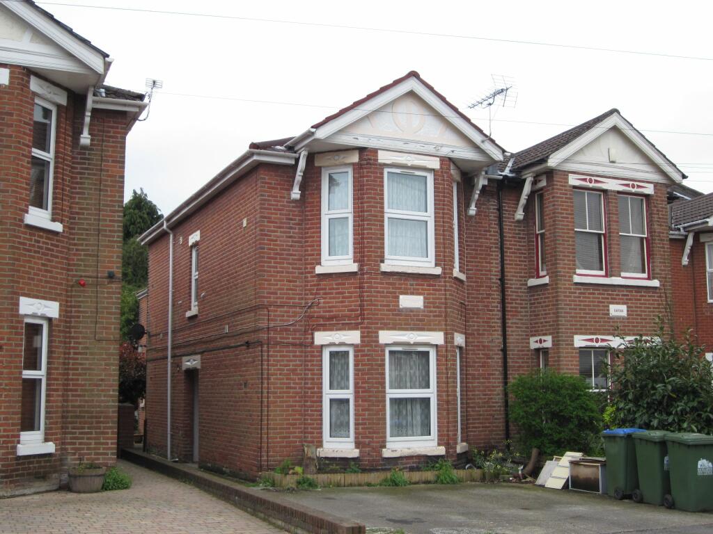 Photograph 1
