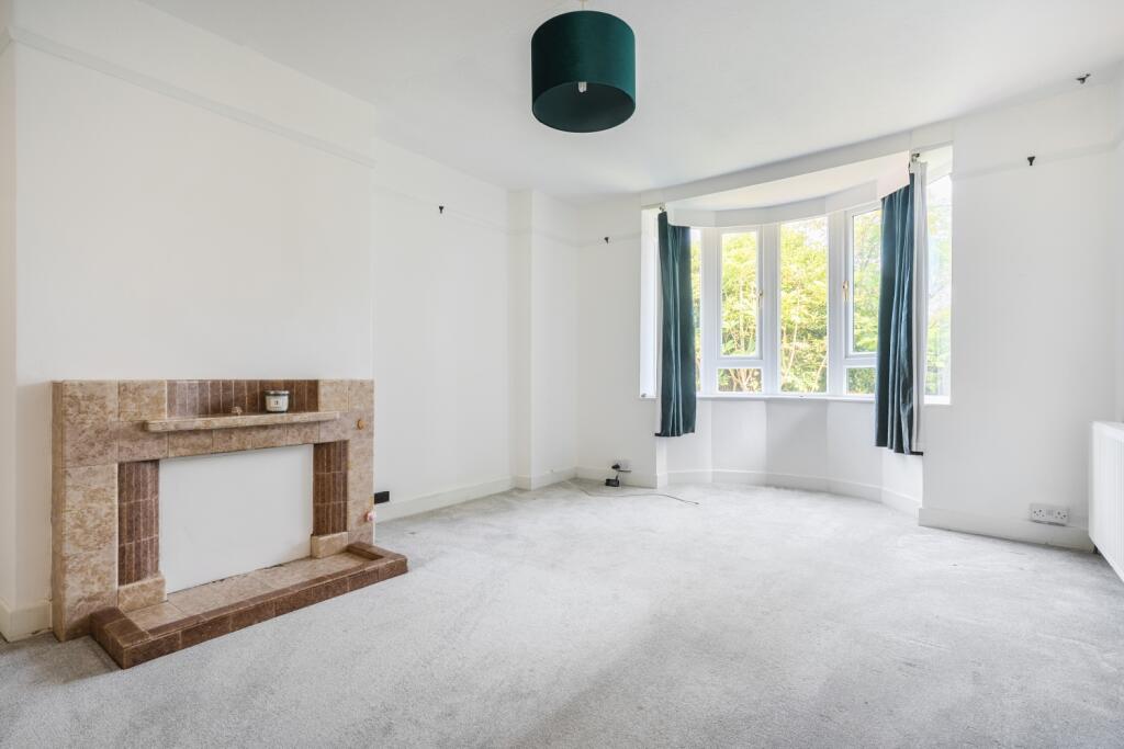 1340068-19-689b4947ee103