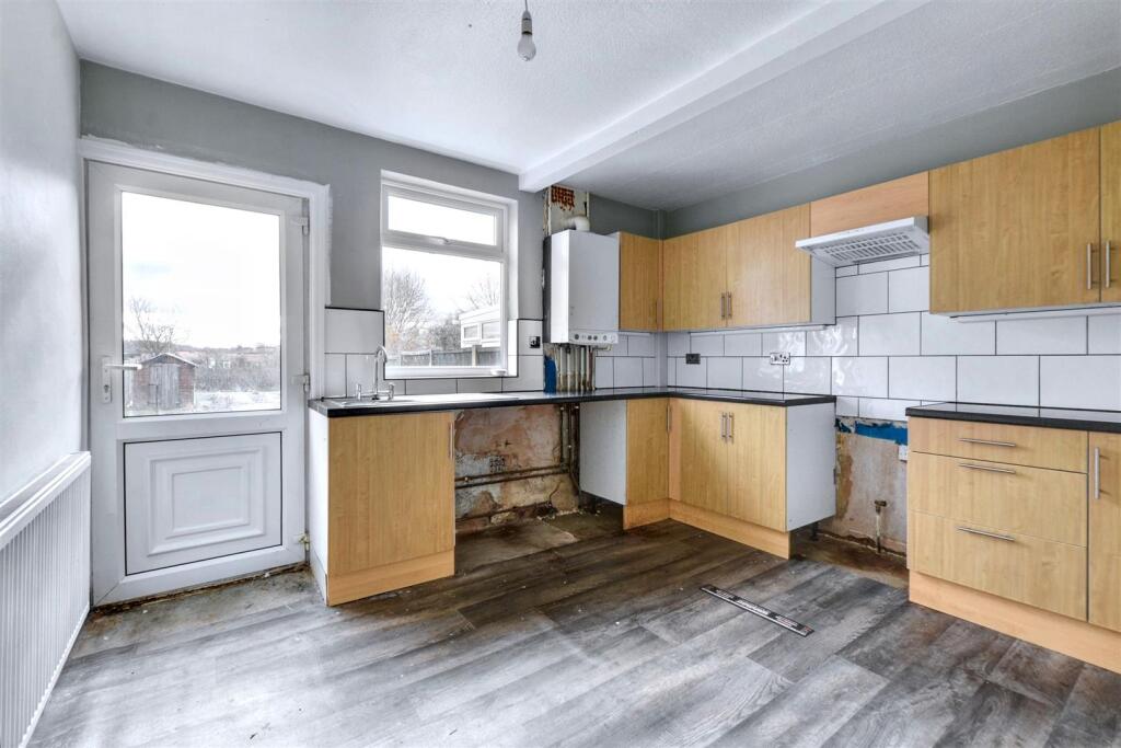 Kitchen_1.jpeg