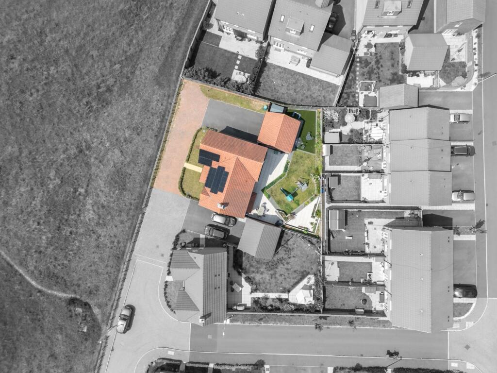 Aerial B&amp;W