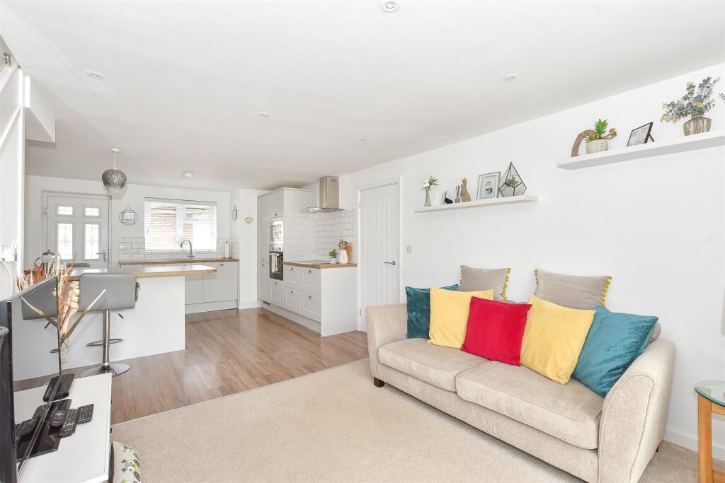 Annexe Kitchen/ Lounge/Dining Room