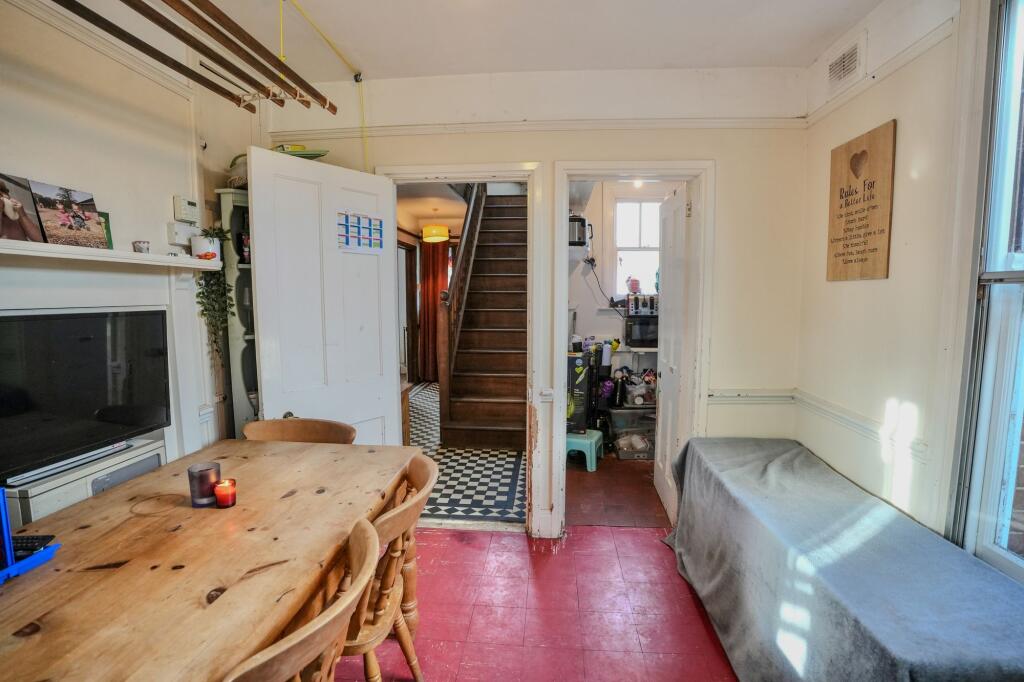 Breakfast Room