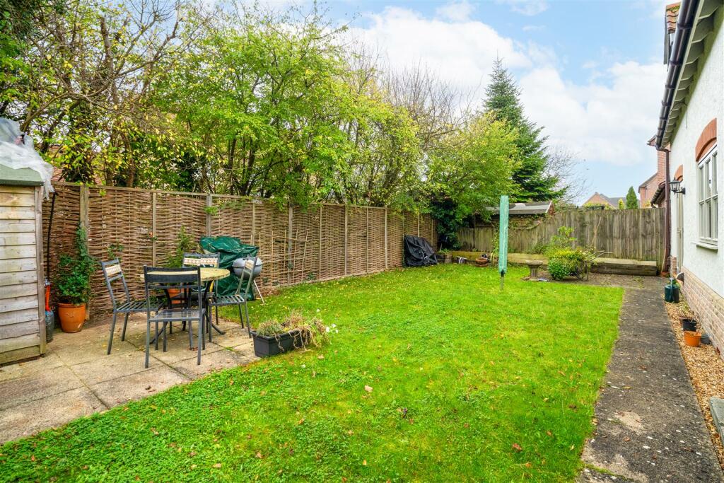 12A Copperfield Way, Burwell-4.jpg
