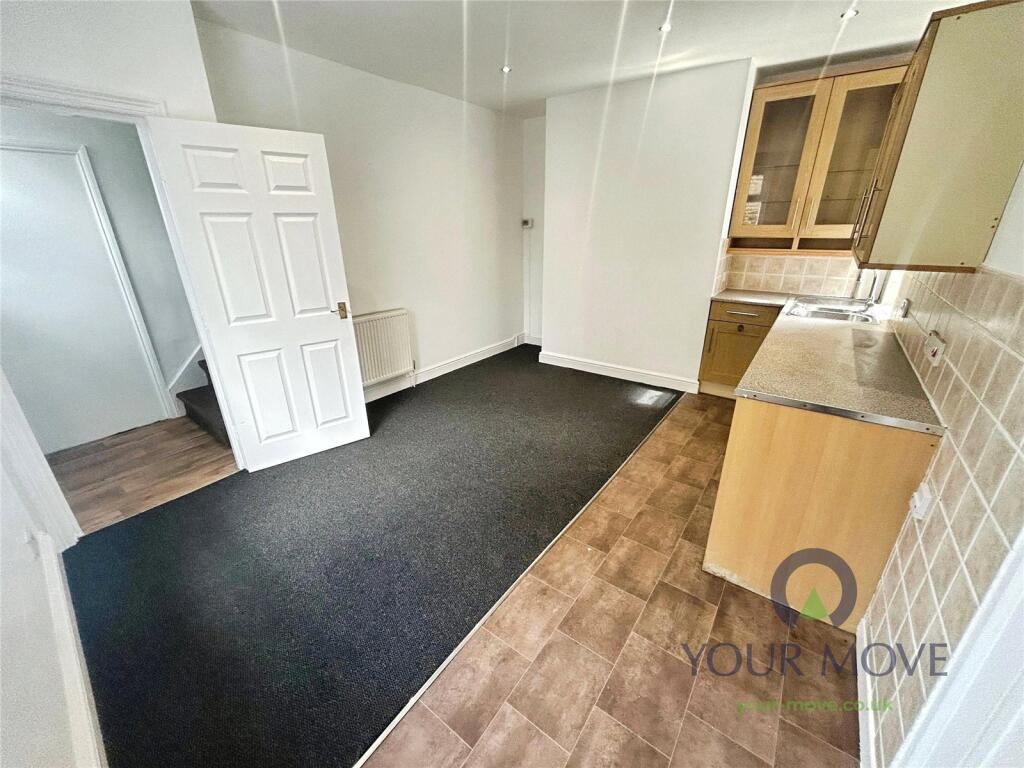 Kitchen/ Living Room