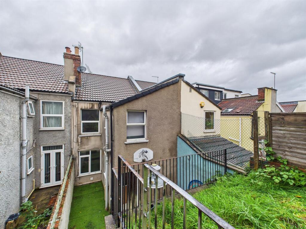 11 - three-storey period terraced house.jpg