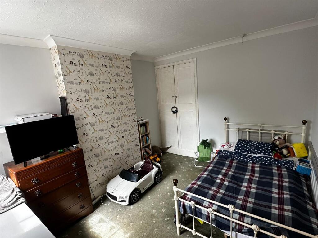 BED2.jpg