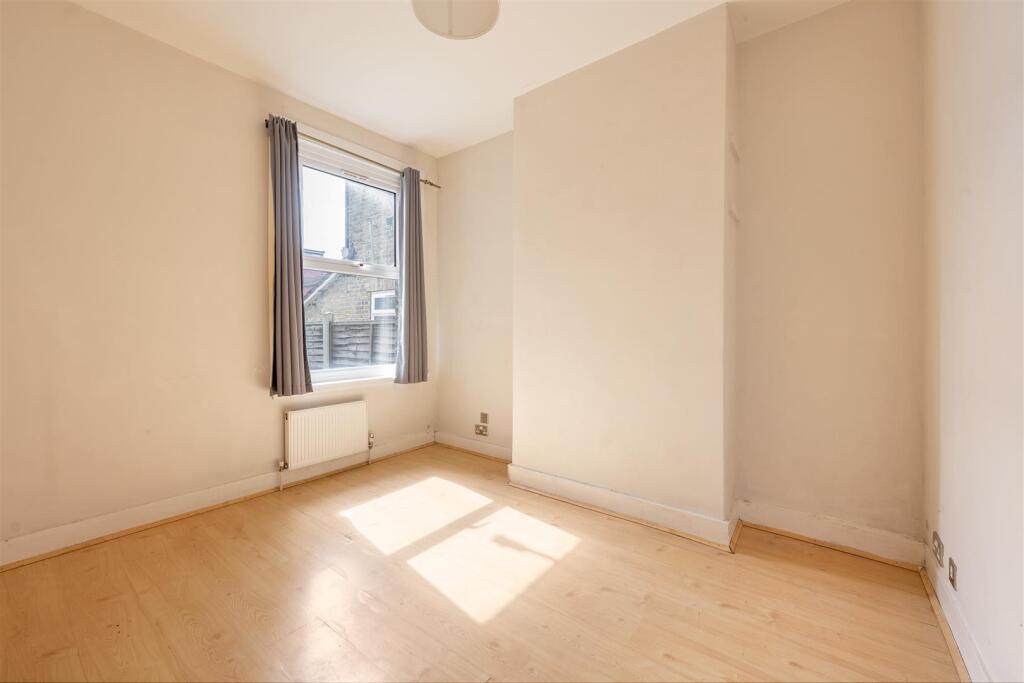 Bedroom-1.jpg