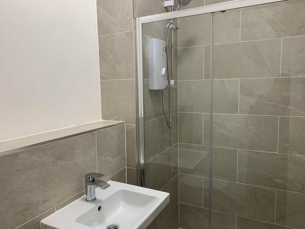 Bathroom2