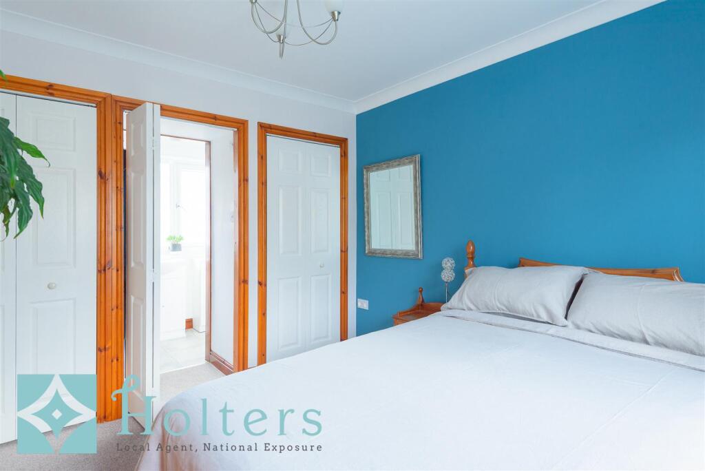 6 Canal Close, Newtown-13.jpg