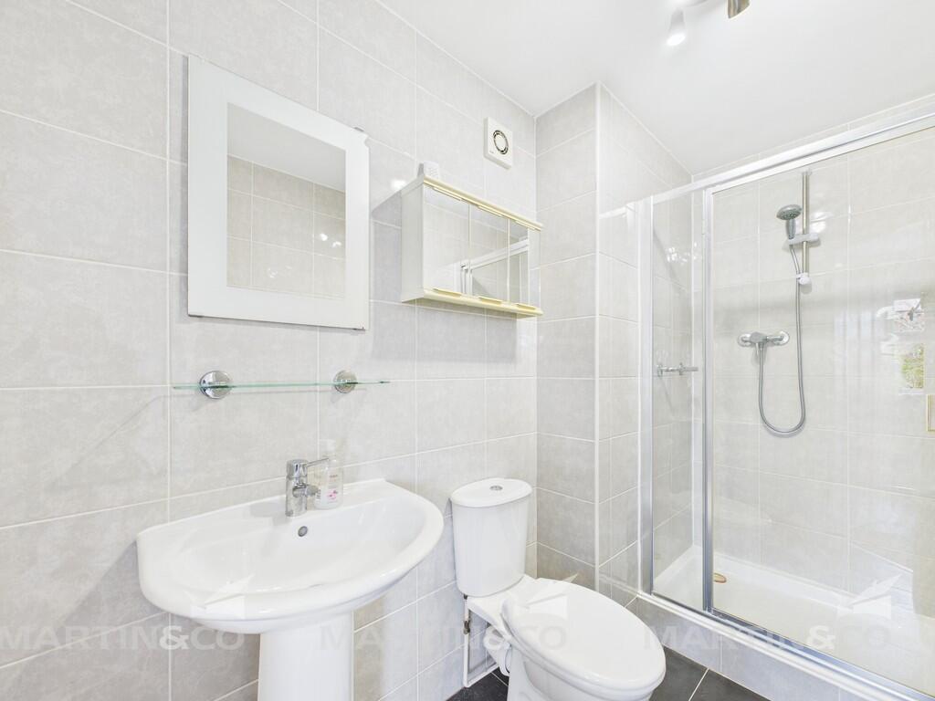 CAM02406G0-PR0435...