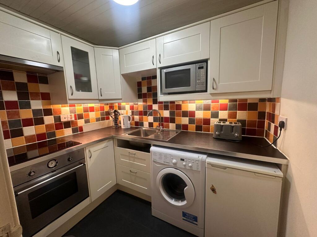 Picture No. 05