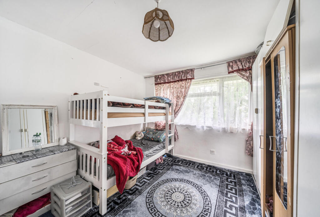 1298345-2-6836f63...