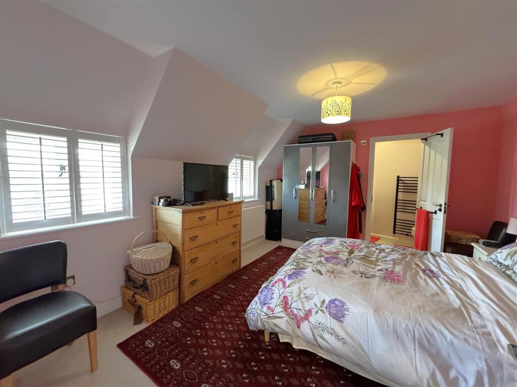 Master Bedroom leading into en-suite.jpeg