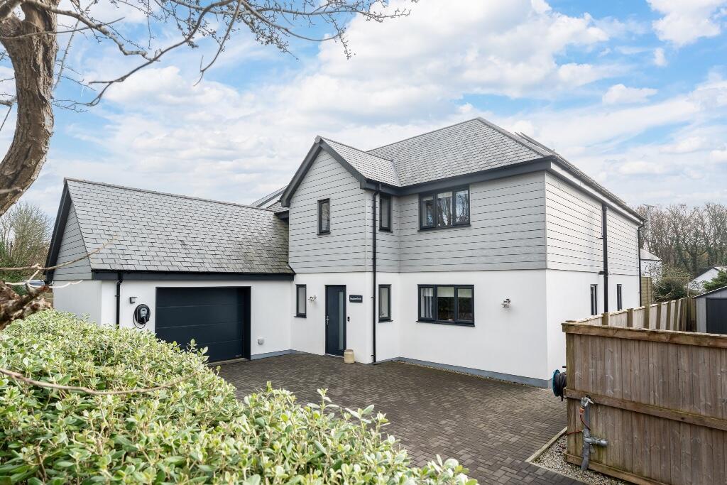 Heatherfields - Trescowe Road - Stunning 5 Bedroom Home
