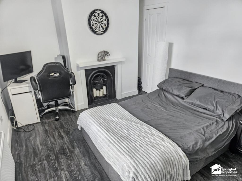 IMAGE 7