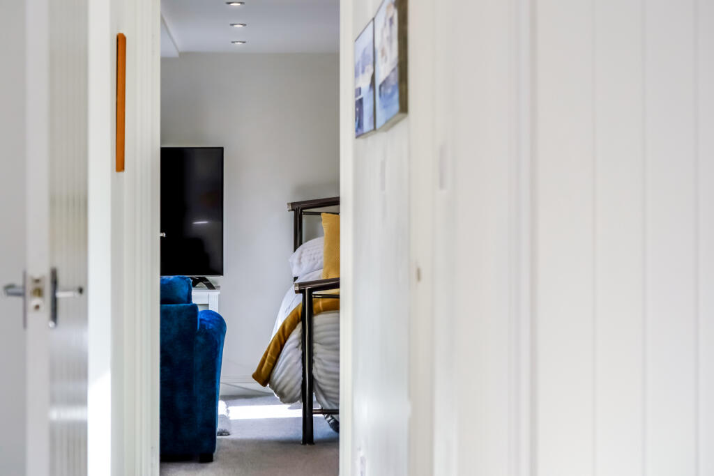 Landing to Bedroom 2