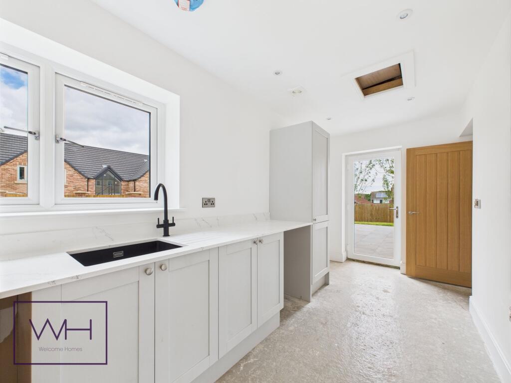 CAM03785G0-PR0276-ST