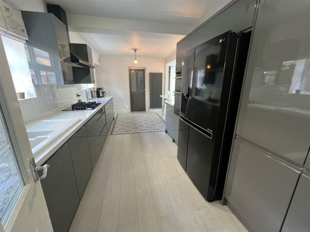 Kitchen A.JPG