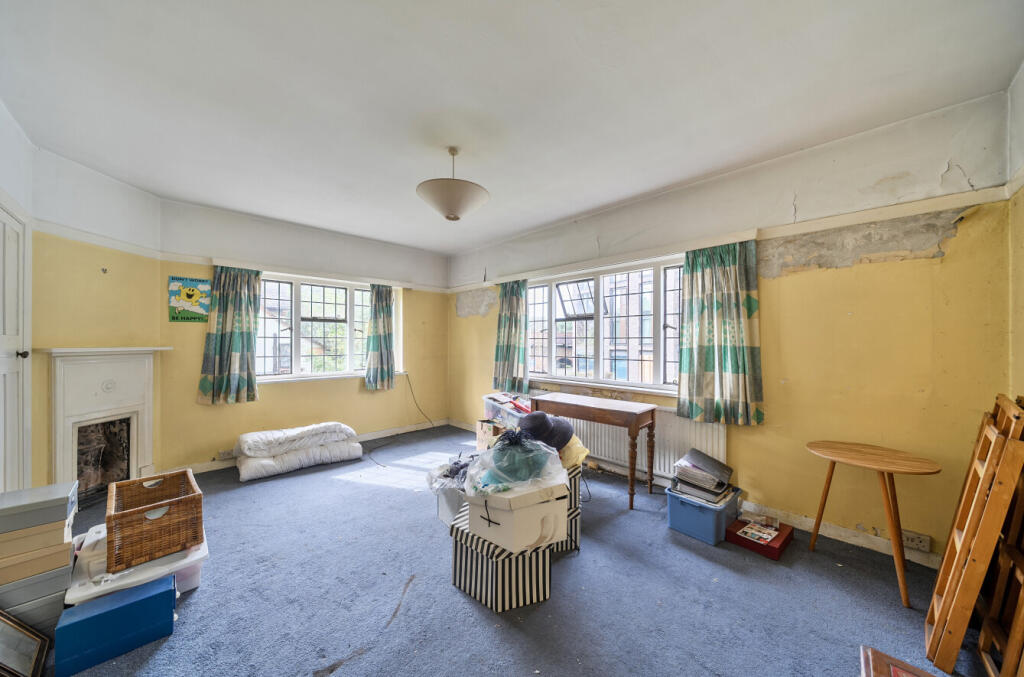 1347357-7-68b178b...