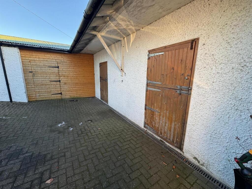 barn.jpg