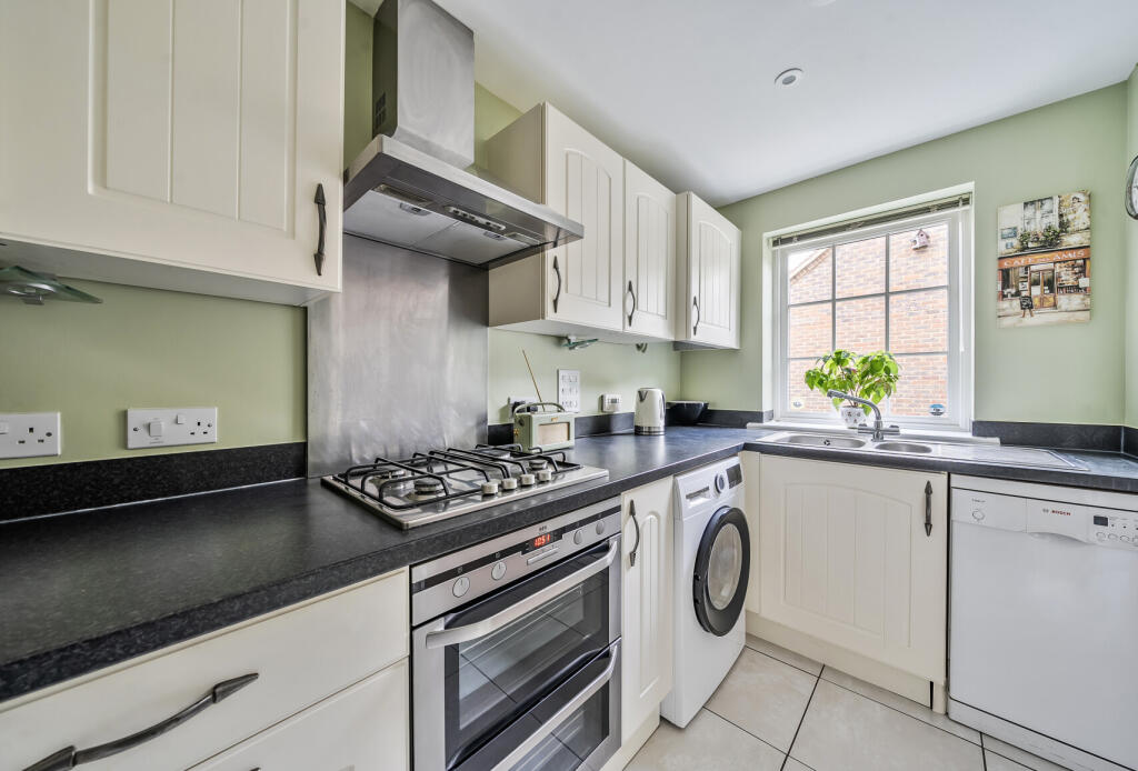 1325630-11-688cd5...