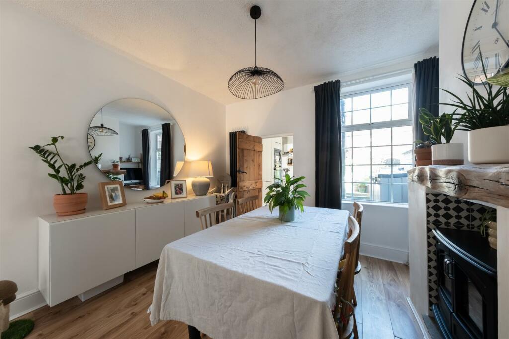 54 Regent Street-008.jpg