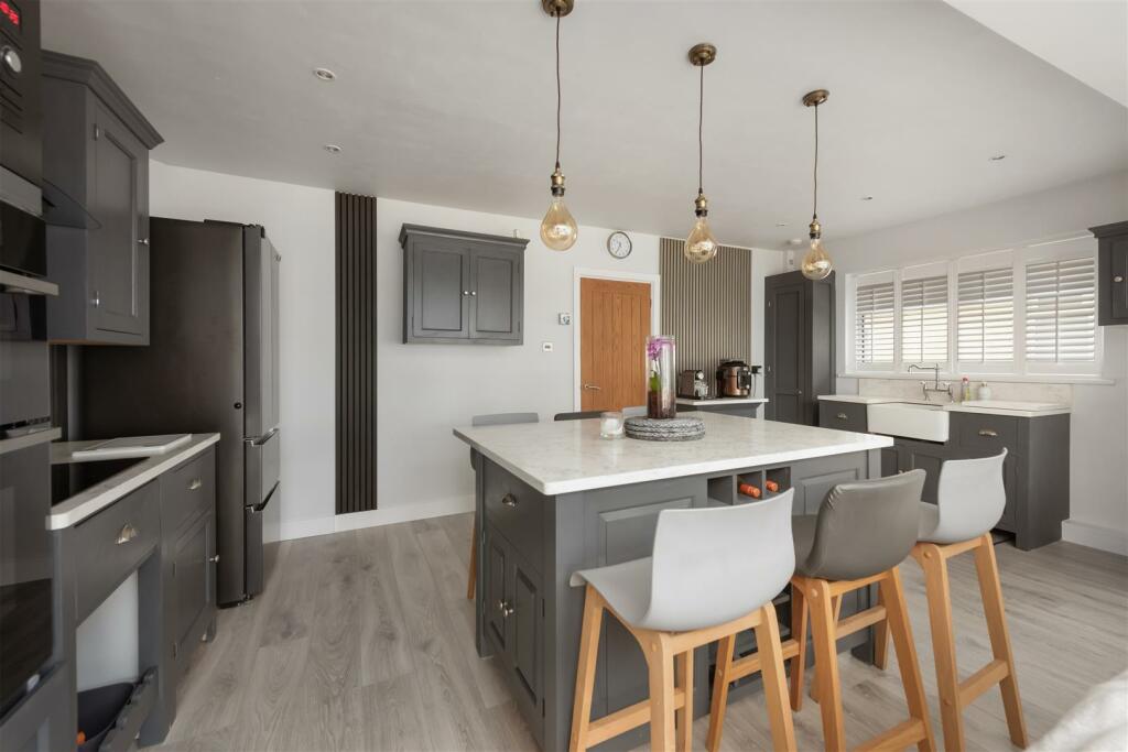 Hampton Pier Avenue, Hampton, Herne Bay