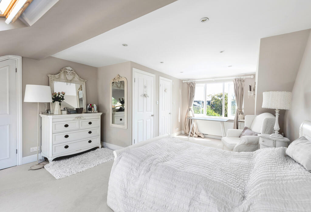 Oakfield Road, master suite
