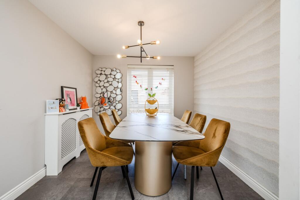 14BridgetGardens-NewcastleGreatPark-NE139DD-9