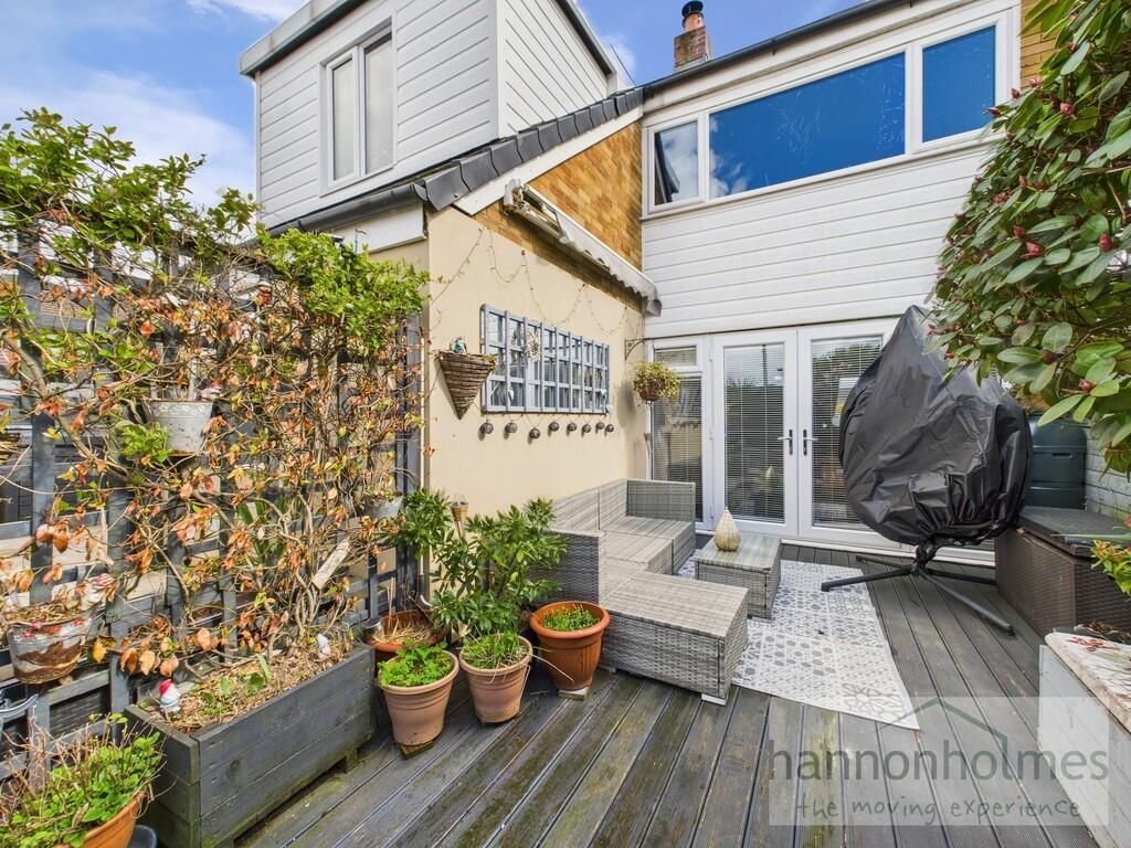 CAM05283G0-PR0027...