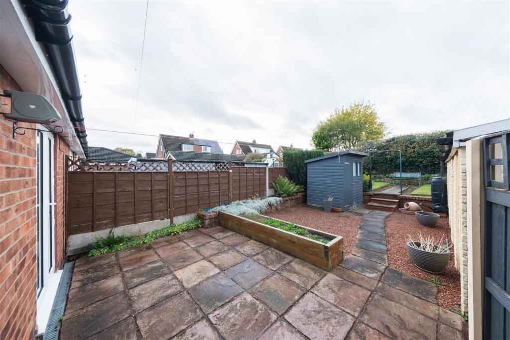 252 Swanlow Road-024.jpg