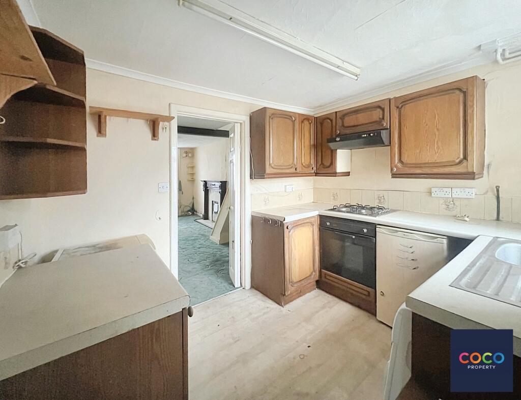 Reforne, Portland, DT5