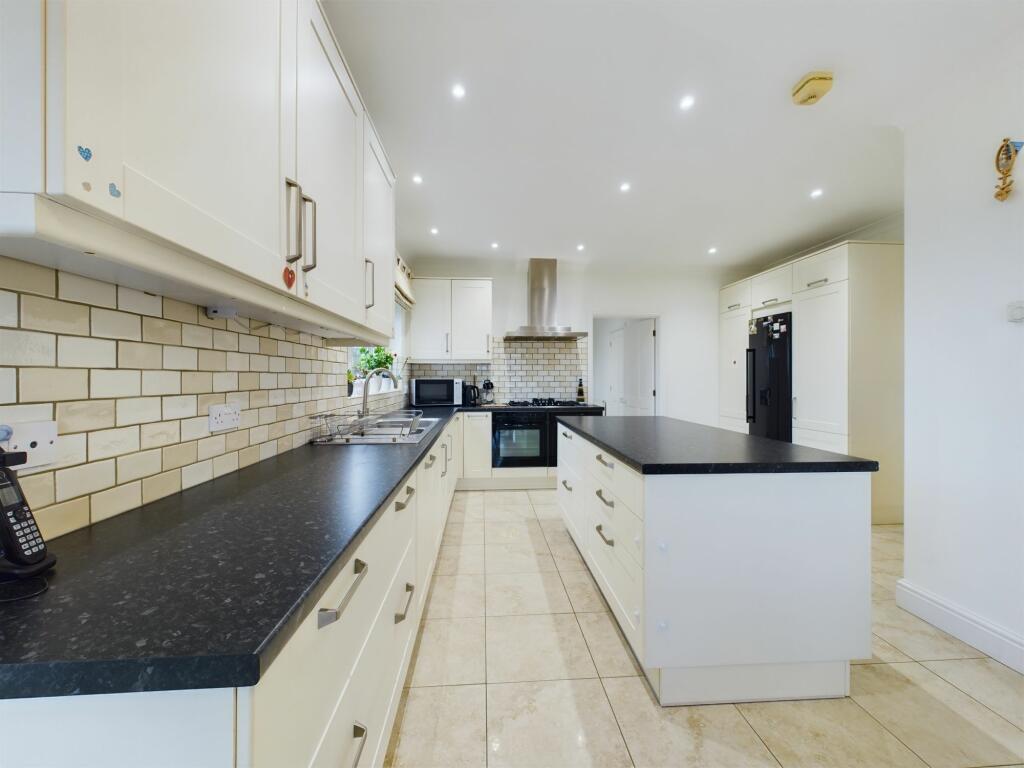 Kitchen Breakfast Room