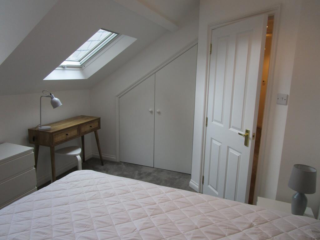 bed 3 