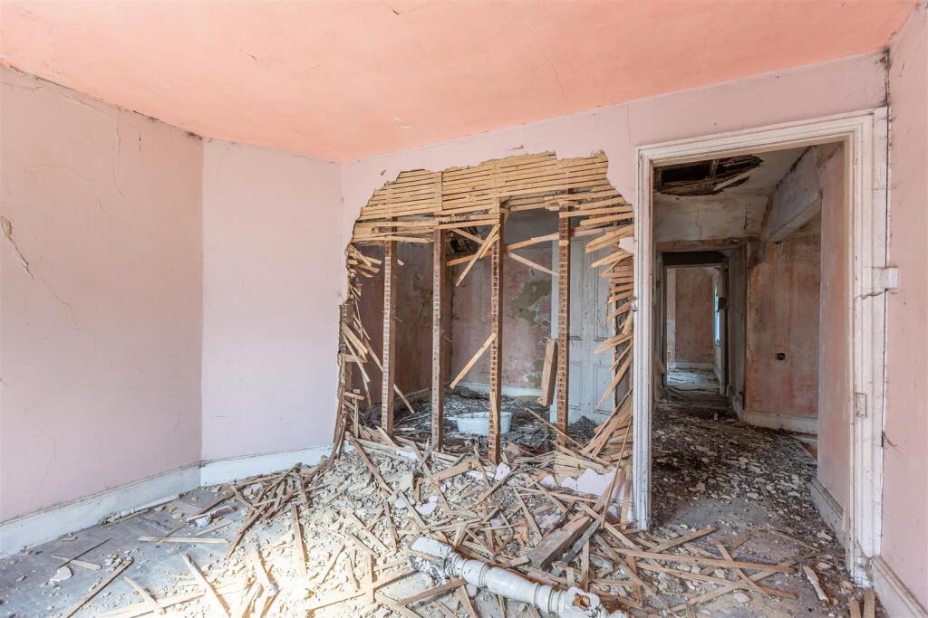 Baxby Mill Bedroom 2-2.jpg