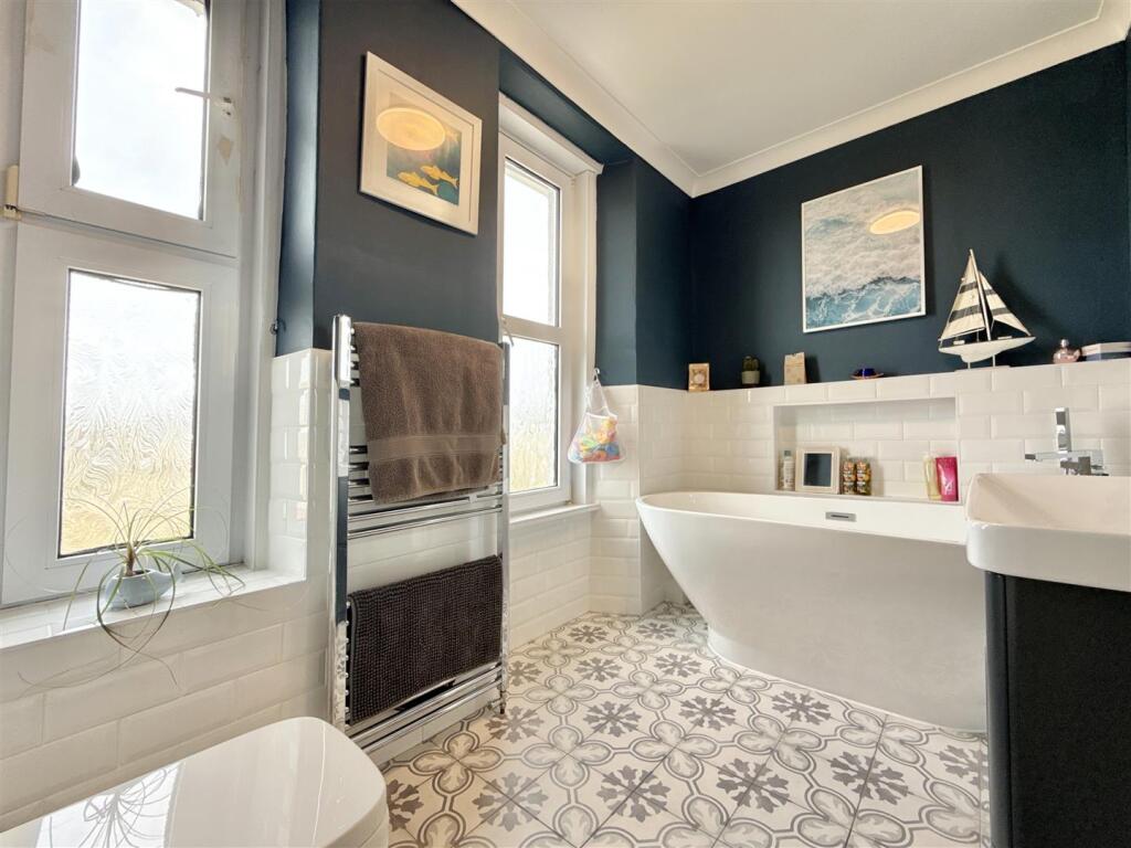 Family  Bathroom.jpg