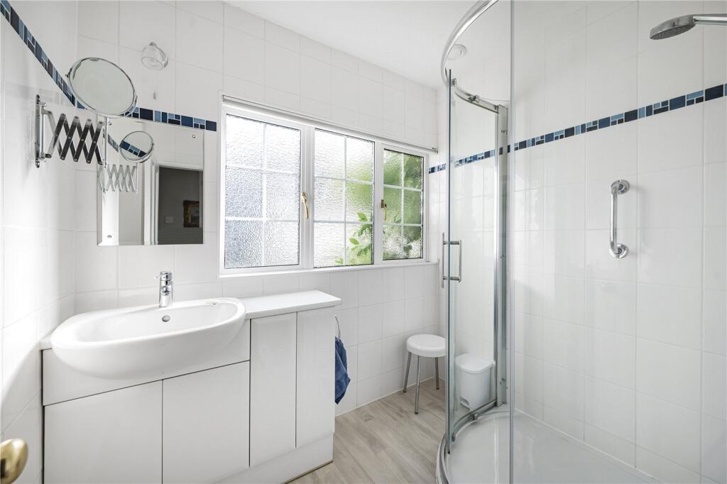 Family Shower Room