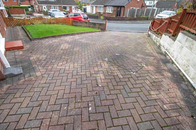 Front Garden/Driveway