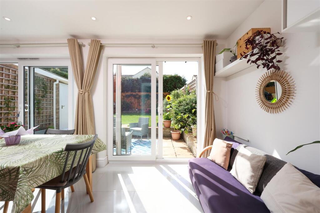 54 White Lion Park 13.JPG