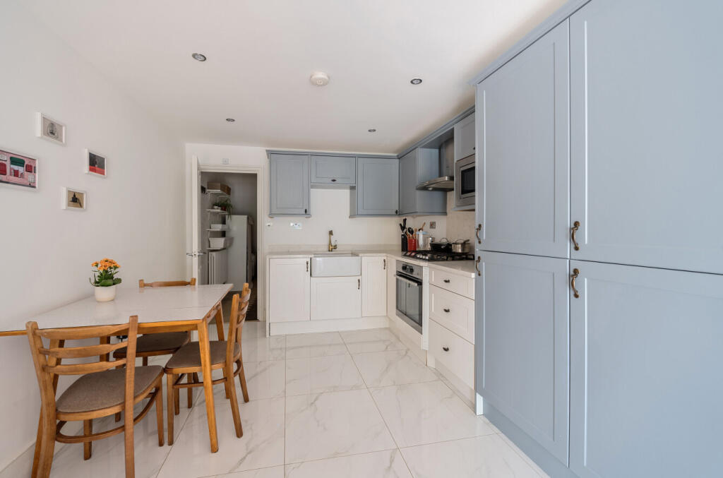 1313555-18-685515...