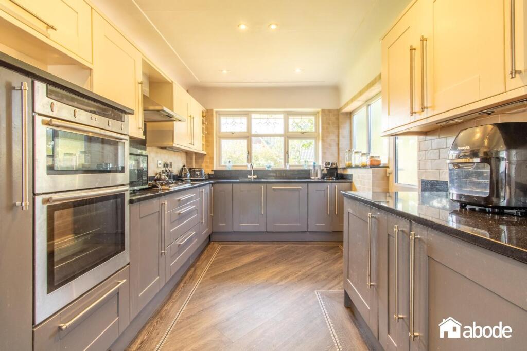 6 Chellow Dene 19.jpg