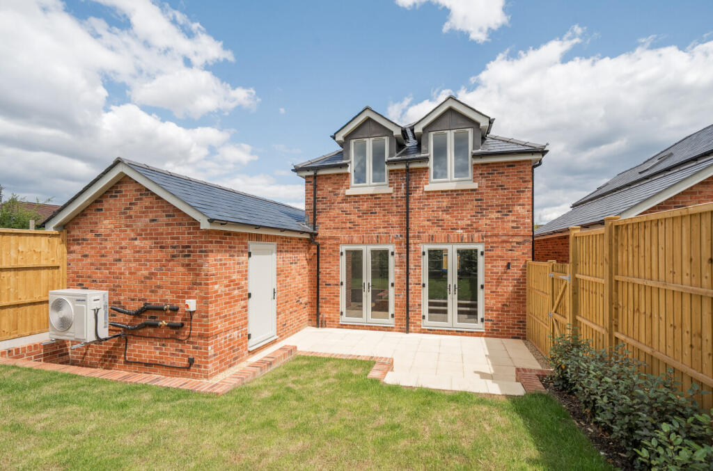 1320663-6-686be29...