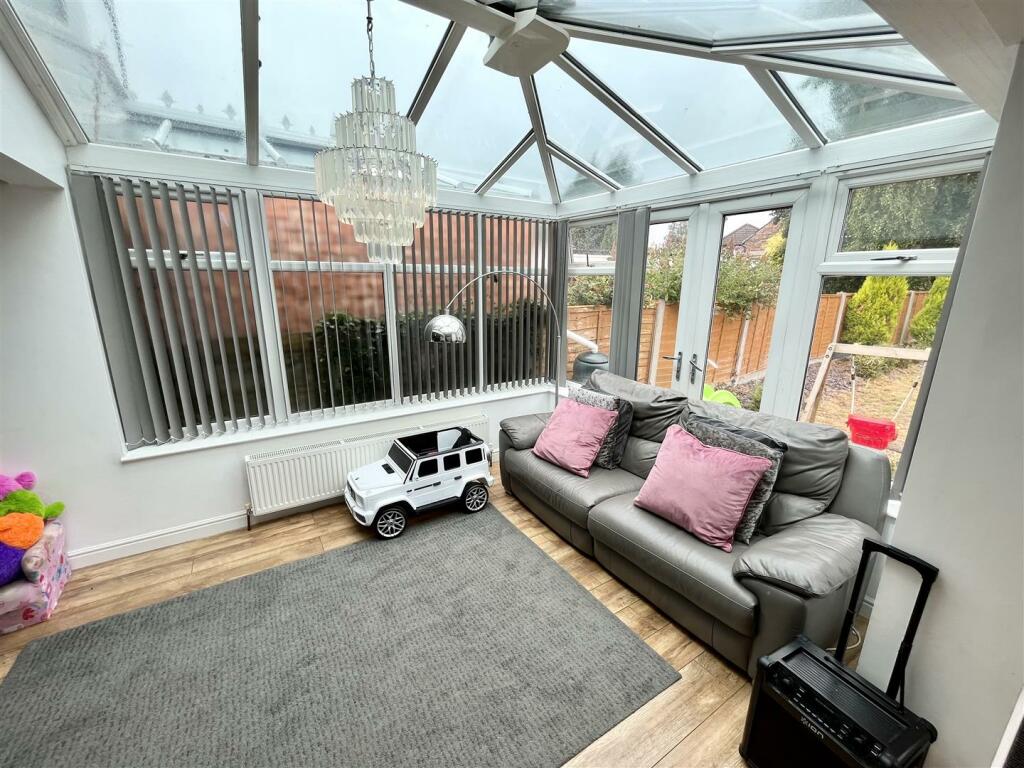 Living Area Aspect 2