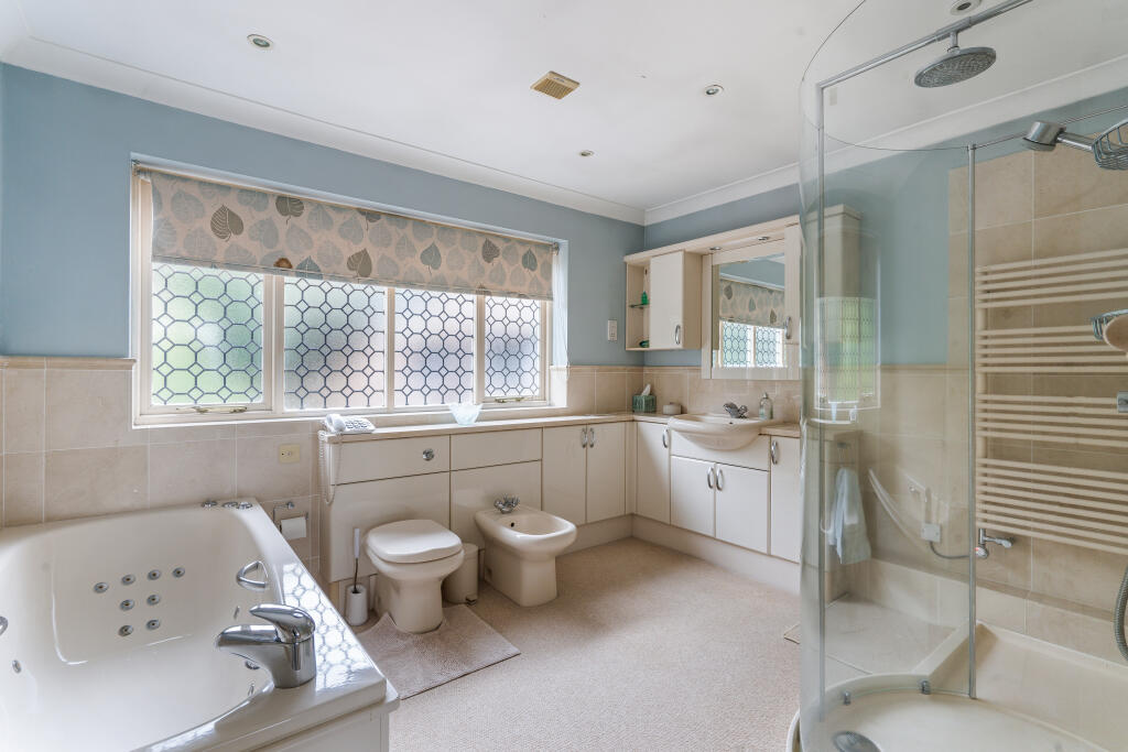 Ensuite to Principal Bedroom