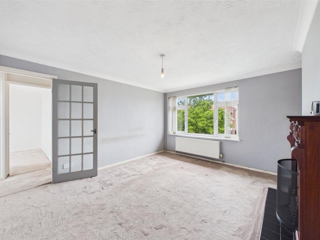 Lounge through to Bedrooms