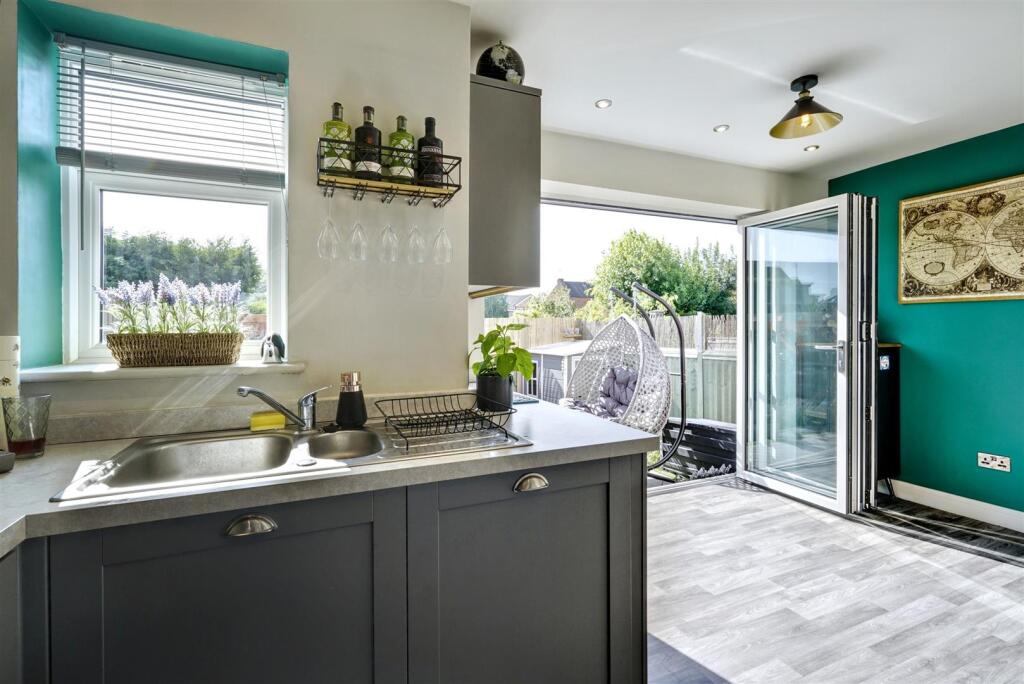 Kitchen_Diner 1_3.jpeg