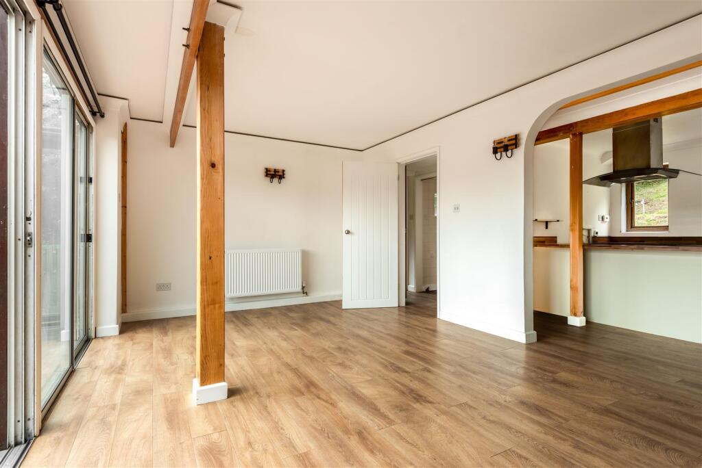 1 Paxton Court-15.jpg