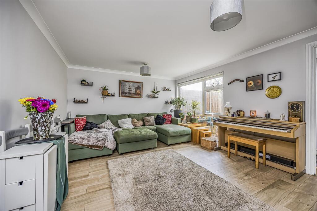 9 Magpie Walk, Waterlooville-PorticoMarketing-Sold