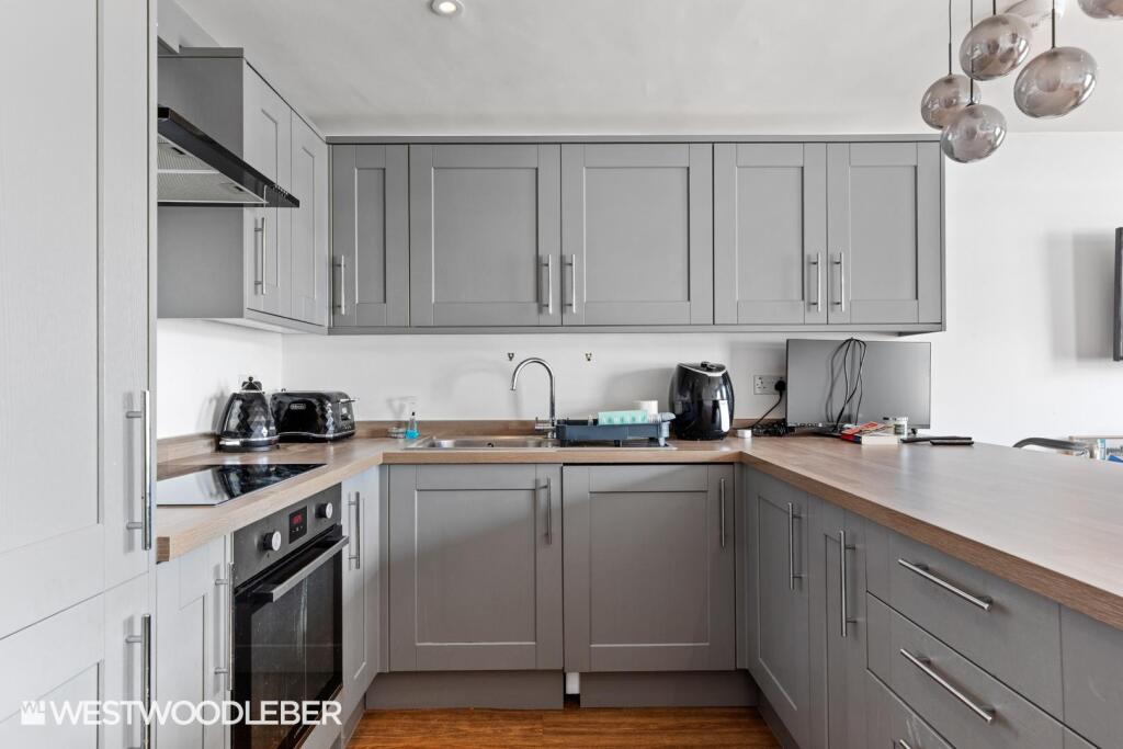 BrookridgeCourt_6.jpg