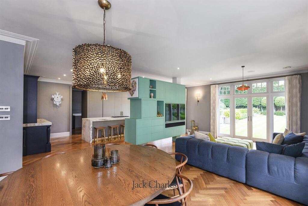 5 Yardley Park Rd, TN9 1NE 009 - Revision 1.jpg